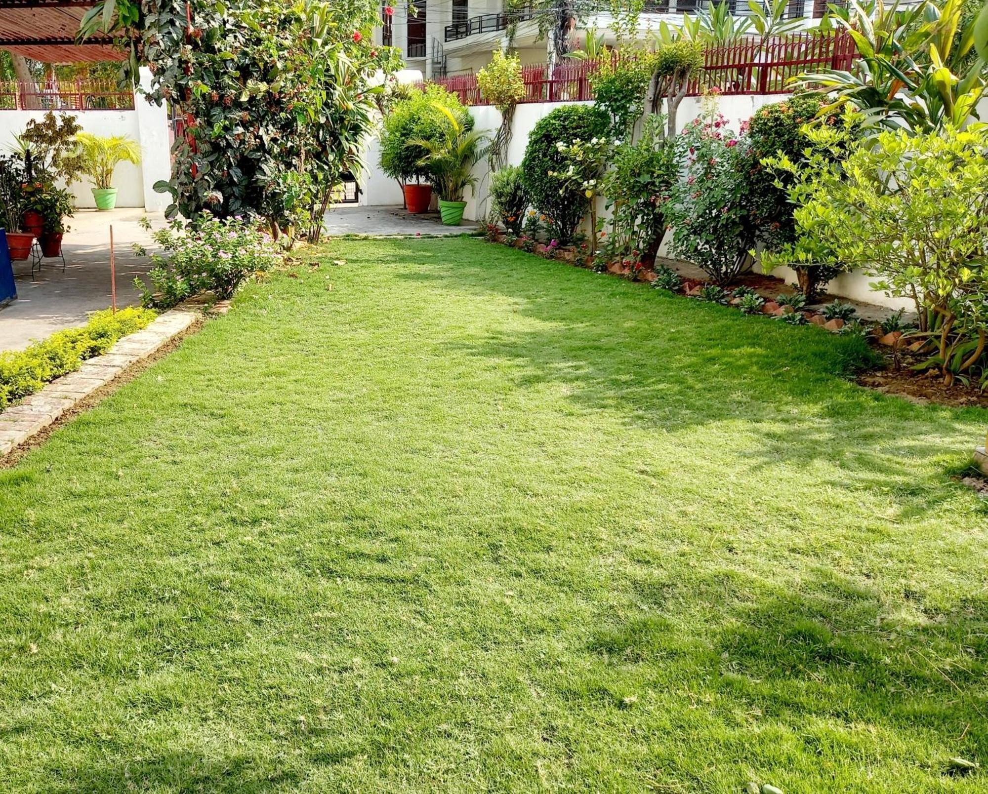 러크나우 Garden View Residency B&B 외부 사진